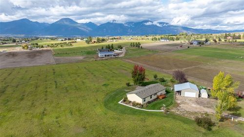 4775 Chokecherry Ln, Stevensville, MT, 59870-6198 | Card Image