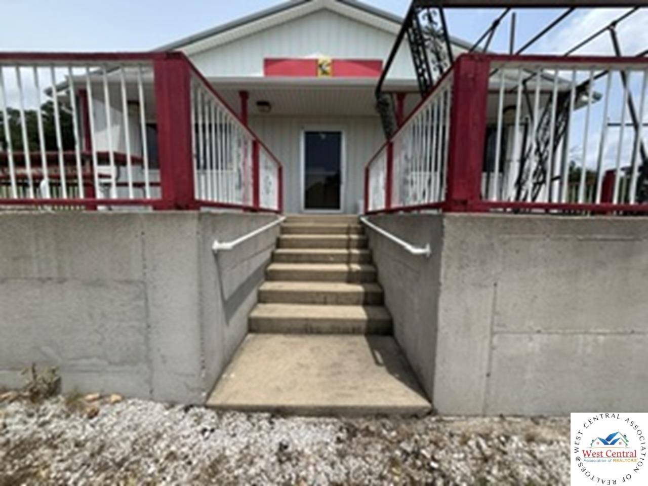 Commercial Sale in Warsaw 5