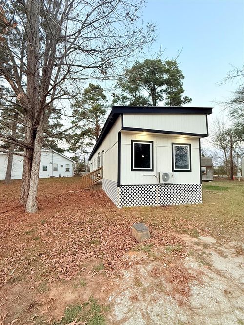 12090 Canal St, Willis, TX, 77318-7243 | Card Image