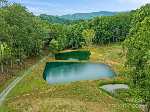 272 Owl Ridge Rd, Waynesville, NC, 28786-7729 | Card Image