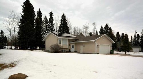 6218 12 Ave, Edson, AB, T7E1Y5 | Card Image