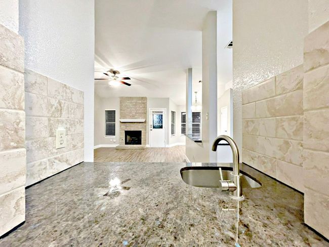 8501 Priest River Dr, House other with 4 bedrooms, 3 bathrooms and null parking in Round Rock TX | Image 7