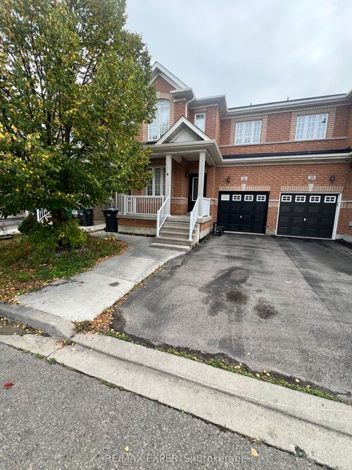 31 Vincent St, Brampton, ON, L6R0G8 | Card Image