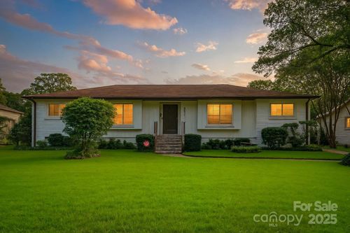 4515 Carriage Drive Cir, Charlotte, NC, 28205-4917 | Card Image