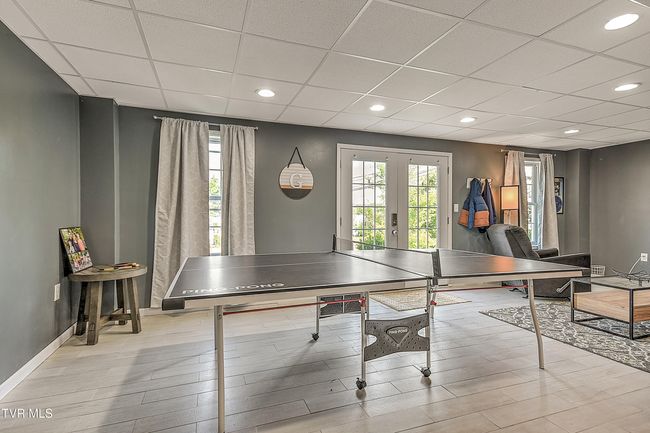 517 W Glade St, House other with 3 bedrooms, 3 bathrooms and null parking in Glade Spring VA | Image 39