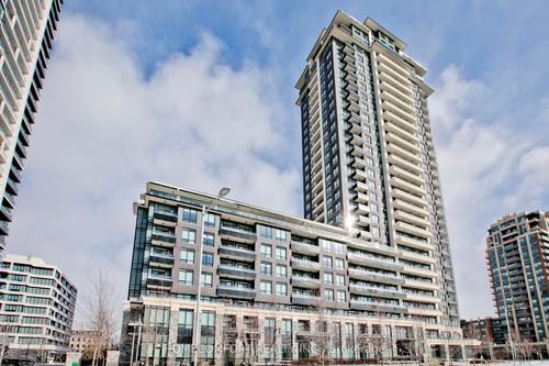 815-15 Water Walk Dr, Markham, ON, L6G0G2 | Card Image