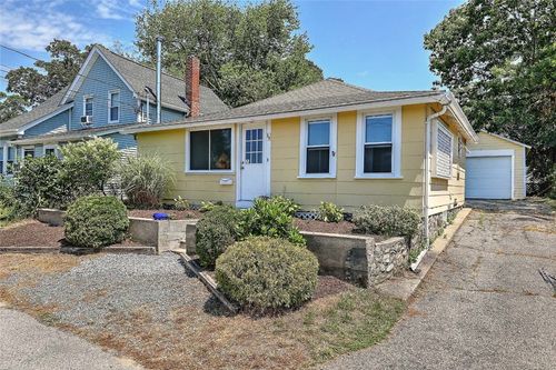 59 Booth Ave, Riverside, RI, 02915-2801 | Card Image