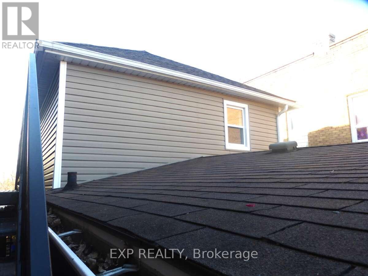 Commercial Sale in Welland (Lincoln/Crowland) 4