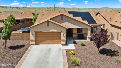 6096 E Laguna Ln, Prescott Valley, AZ, 86314-6818 | Card Image