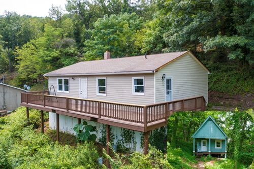 129 Hillwood Dr, Front Royal, VA, 22630-6325 | Card Image