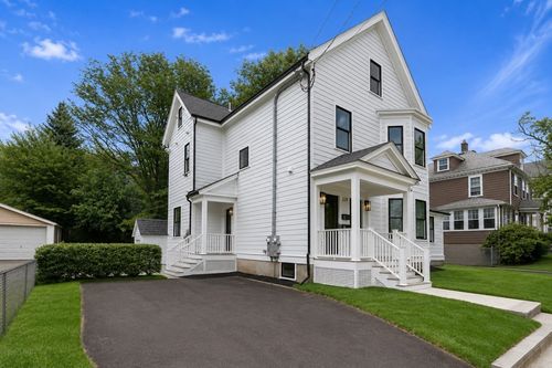 1-220 Sycamore St, Watertown, MA, 02472-1061 | Card Image