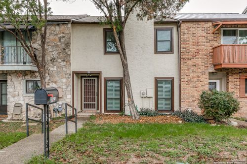 8123 Scottshill, San Antonio, TX, 78209-1942 | Card Image