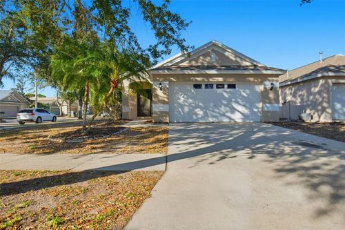 7512 Oxford Garden Cir, APOLLO BEACH, FL, 33572-1730 | Card Image