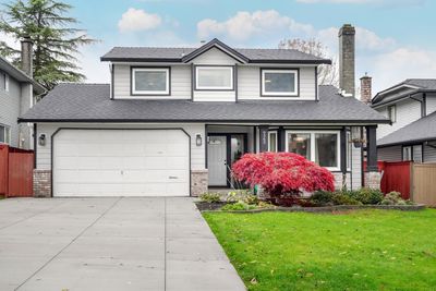 9363 214 St, House other with 3 bedrooms, 2 bathrooms and 6 parking in Langley BC | Image 1