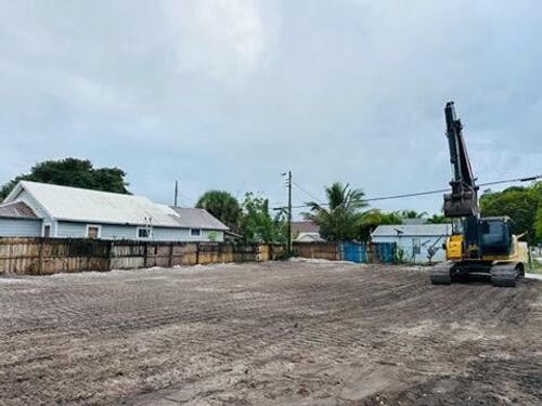 732 W Lakewood Rd, West Palm Beach, FL, 33405-2826 | Card Image