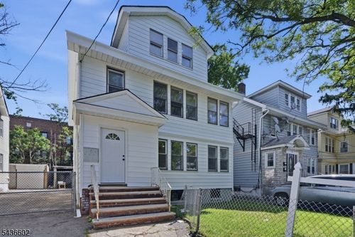203 Hansbury Ave, Newark, NJ, 07112-1707 | Card Image