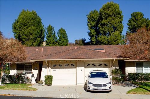 19405 Oak Crossing Rd, Newhall, CA, 91321-1457 | Card Image