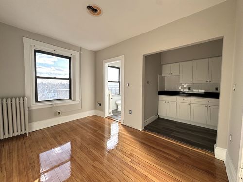 34-333 Broadway, Somerville, MA, 02145-2441 | Card Image