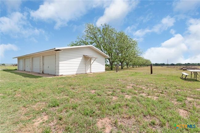 Detached 4-bay garage/shop and back pecan orchard | Image 5