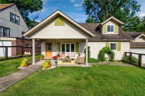 277 Beechwood Blvd, Wintersville, OH, 43953-3821 | Card Image