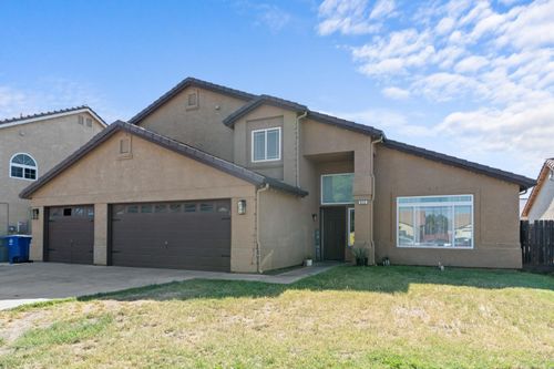 673 Mendocino Court, Los Banos, CA, 93635 | Card Image