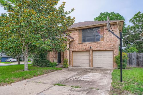 12711 Possum Hollow Dr, Austin, TX, 78729-7239 | Card Image