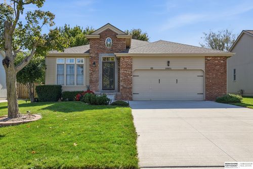 18851 Jones Street, Elkhorn, NE, 68022 | Card Image