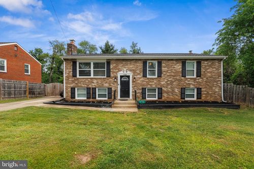 3208 Mulberry Ln, TEMPLE HILLS, MD, 20748-6406 | Card Image