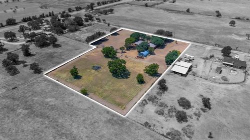 805 S Swanson Road, Mineral Wells, TX, 76067 | Card Image