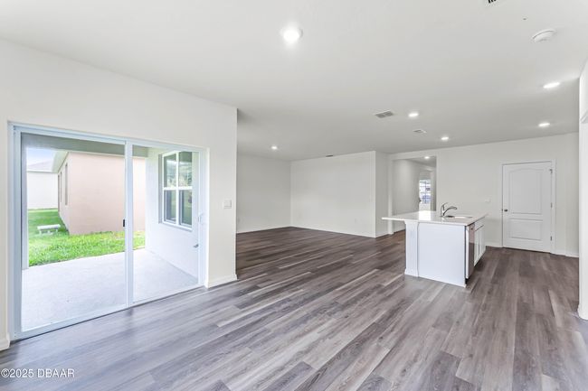 38 Sprout Ln, House other with 3 bedrooms, 2 bathrooms and null parking in ORMOND BEACH FL | Image 14