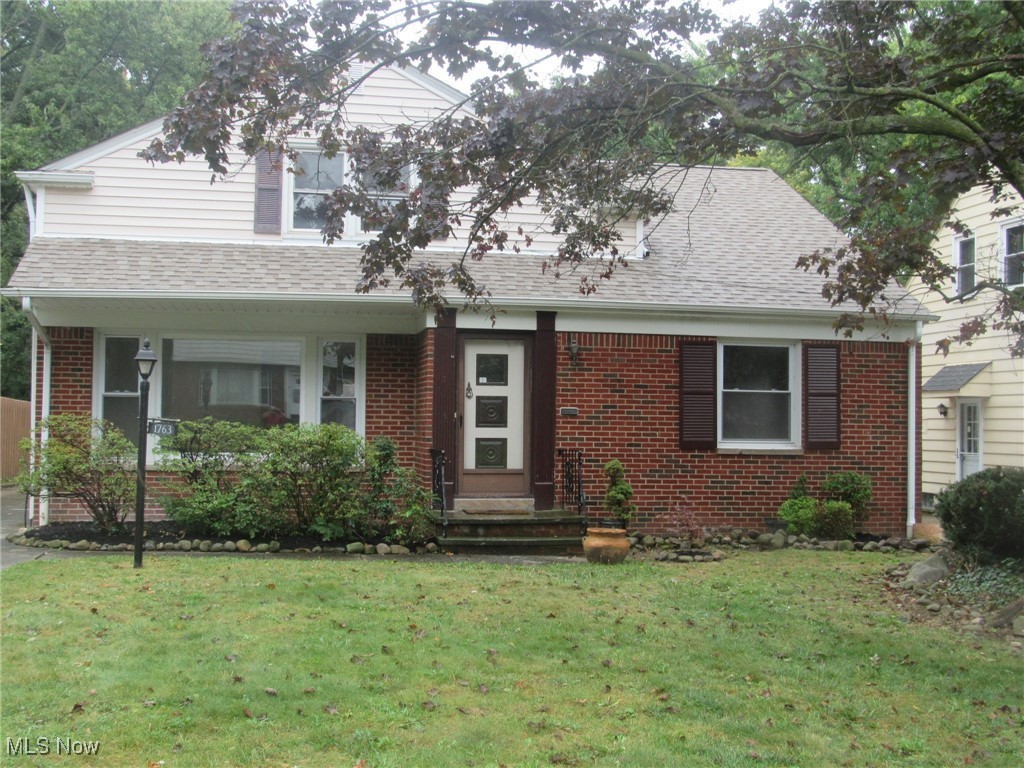 Beaconwood Ave, Cleveland, OH 44121