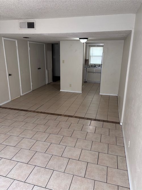 3209 Las Vegas Trl, Fort Worth, TX, 76116-4913 | Card Image