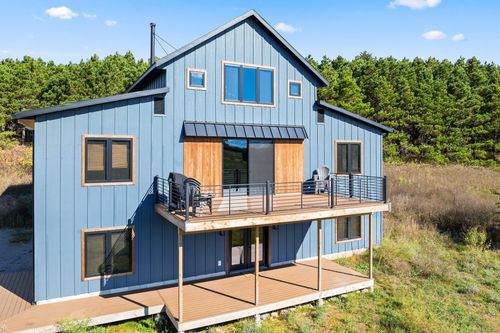 2528 N Setterbo Rd, Suttons Bay, MI, 49682-9723 | Card Image