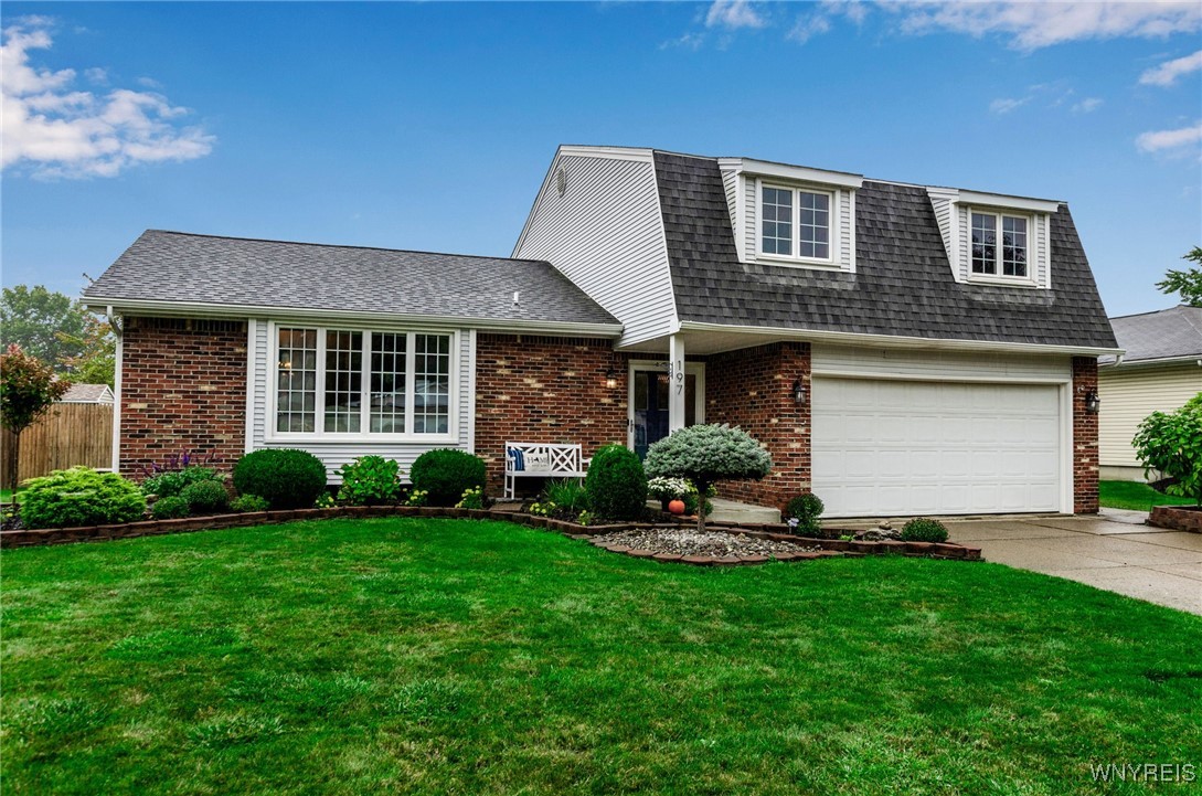 Heritage Farm Rd, Buffalo, NY 14218