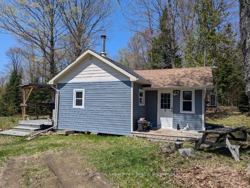 102 Old School House Rd, Huntsville, ON, P1H2J4 | Card Image