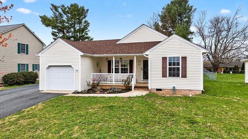 213 Adventure Trl, Waynesboro, VA, 22980-1594 | Card Image