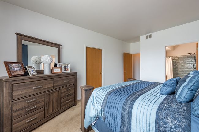 13207 - 13207 W Shannon Dr, Home with 2 bedrooms, 2 bathrooms and 4 parking in Beach Park IL | Image 14