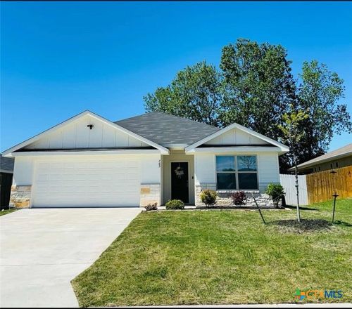 765 Freedom Cir, Nolanville, TX, 76559-2555 | Card Image