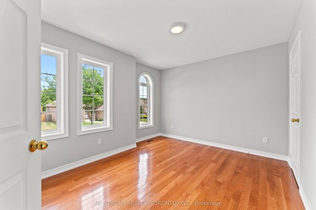 4629 Tournament Crt, House other with 4 bedrooms, 4 bathrooms and 4 parking in Windsor ON | Image 10
