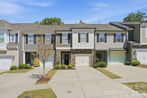 2038 Suttonview Rd, Fort Mill, SC, 29708-0265 | Card Image
