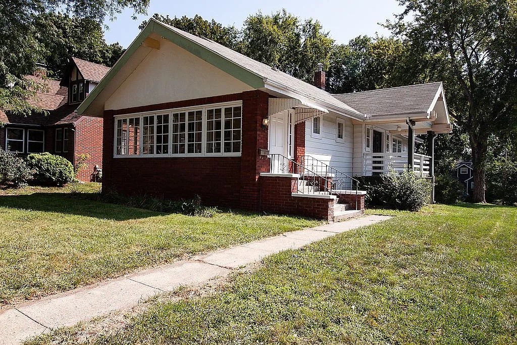 5th St, West Des Moines, IA 50265