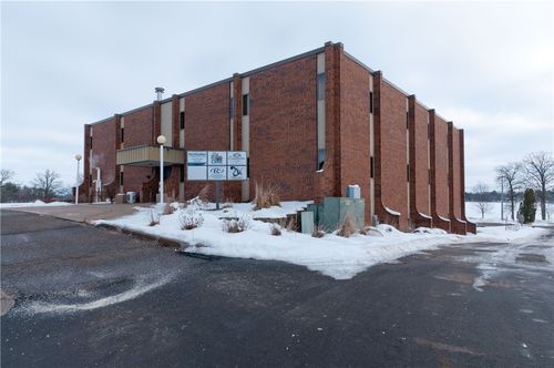 2se-1035 N Main St, Rice Lake, WI, 54868-1260 | Card Image