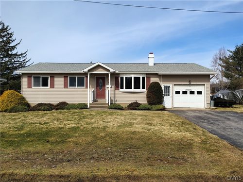 17 Marilyn Dr, Whitesboro, NY, 13492-2005 | Card Image