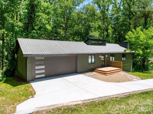 17 Muirfield Dr, Arden, NC, 28704-2953 | Card Image