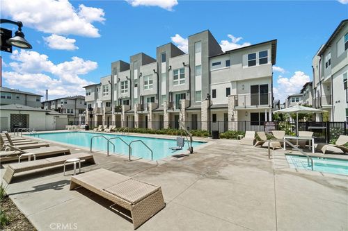1302 W Bushell St, Anaheim, CA, 92805-6582 | Card Image