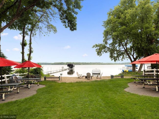 Beach has 4 picnic tables | Image 41