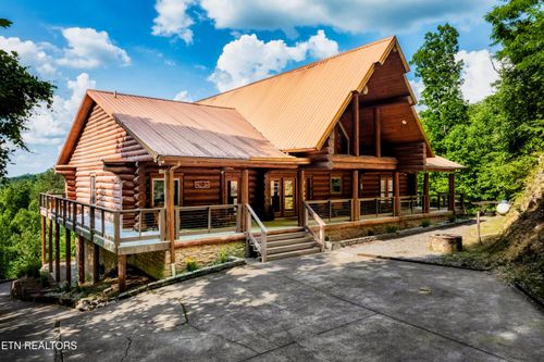 4314 Carolina Cove Way, Pigeon Forge, TN, 37863-4560 | Card Image