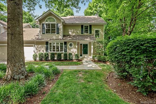 4 Annes Wood Ln, Mount Kisco, NY, 10549-4010 | Card Image