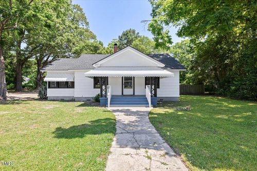 201 Van St, Pinetops, NC, 27864-8833 | Card Image