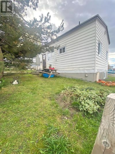 38 Station Rd, House other with 2 bedrooms, 1 bathrooms and null parking in Corner Brook NL | Image 3